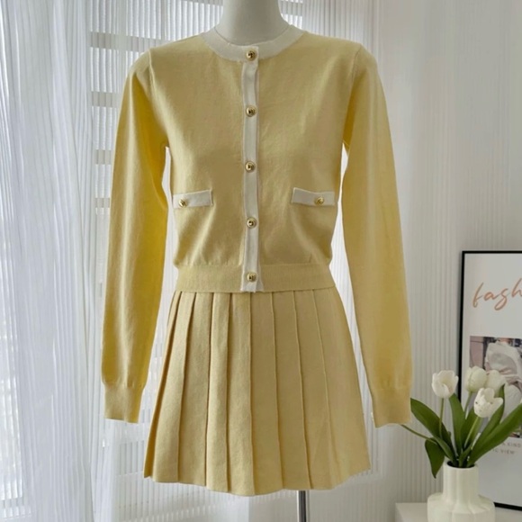 Chic Yellow Button-Up knit cardigan size S - Picture 10 of 11